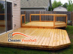 wooden-deck-cleaning-vauxhall